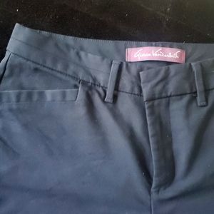 GLORIA VANDERBILT Trousers